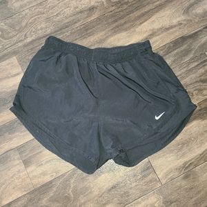 Womens nike shorts Medium